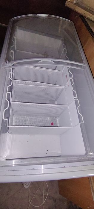 Продам морозильную камеру