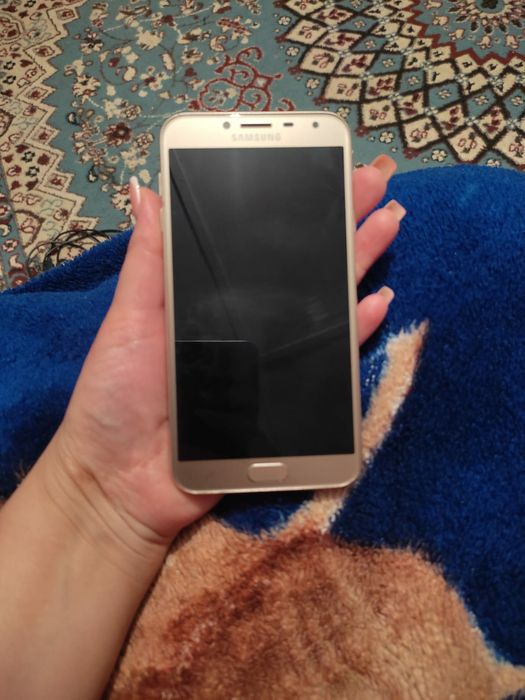 Samsung J4 32Gb продаю