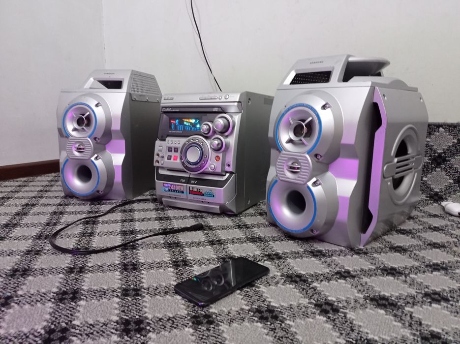 Музыкальный центр Самсунг