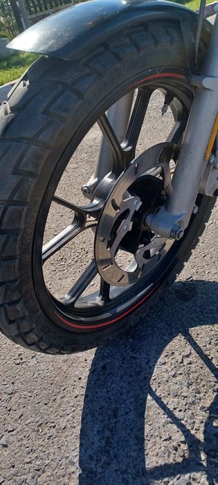 Motocicleta Rieju Tango 250