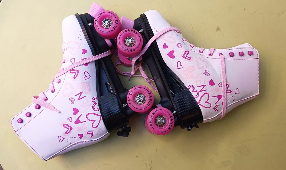 Role Raven Trista White/Pink L (39-42) – Reglabile, Retro & Confortabi