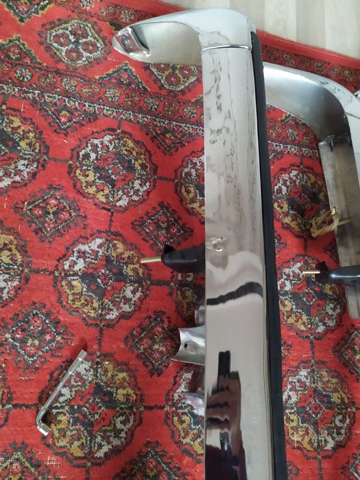 Бампер или буфер первый выпуск газ 24, 2401