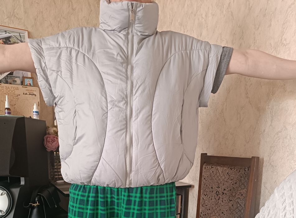 Жилетка женская одежда