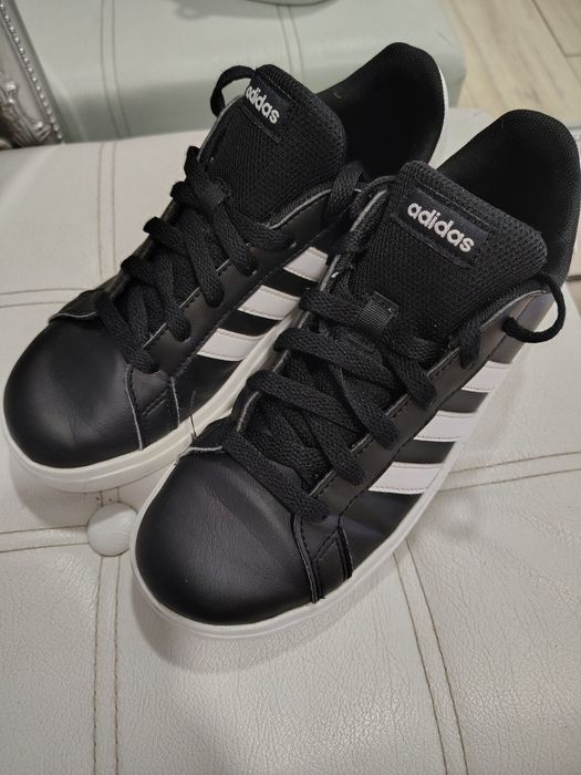 Adidas 36 номер +подарък