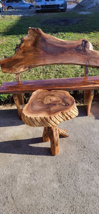 Masa  rustica de nuc