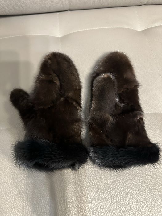 Норковые варежки