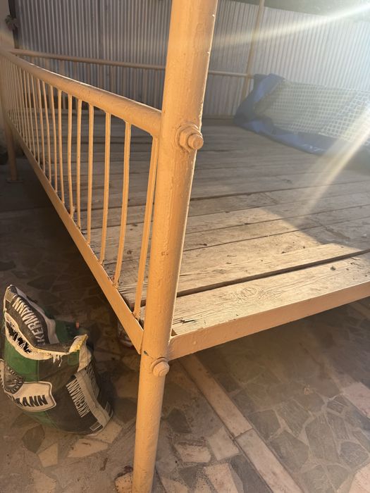 Tapchan kravat temrli 2,6*3 sotiladi