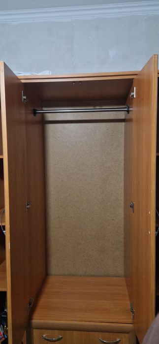 Продаётся вместительный шкаф