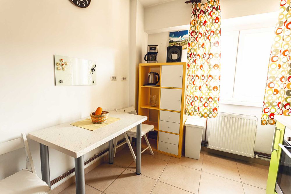 Inchiriere apartament 3 camere Calea Calarasi - Decebal- Piata Muncii
