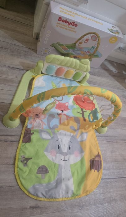 Продам музыкальный коврик для развития малыша