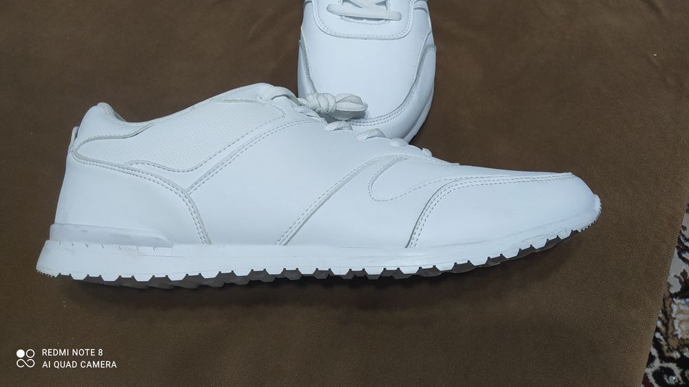 Кроссовки Kajila, размер 46.