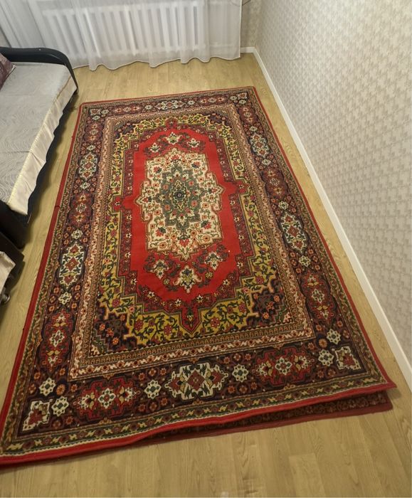 Продам ковер шерстяной