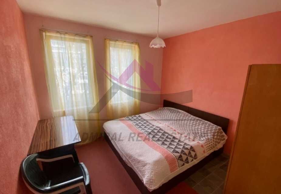 Дава се под наем Двустаен апартамент в Варна, Левски - 52 кв.м за 325 € - Снимка #2