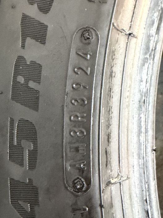235/45/18 пара летние шины Dunlop