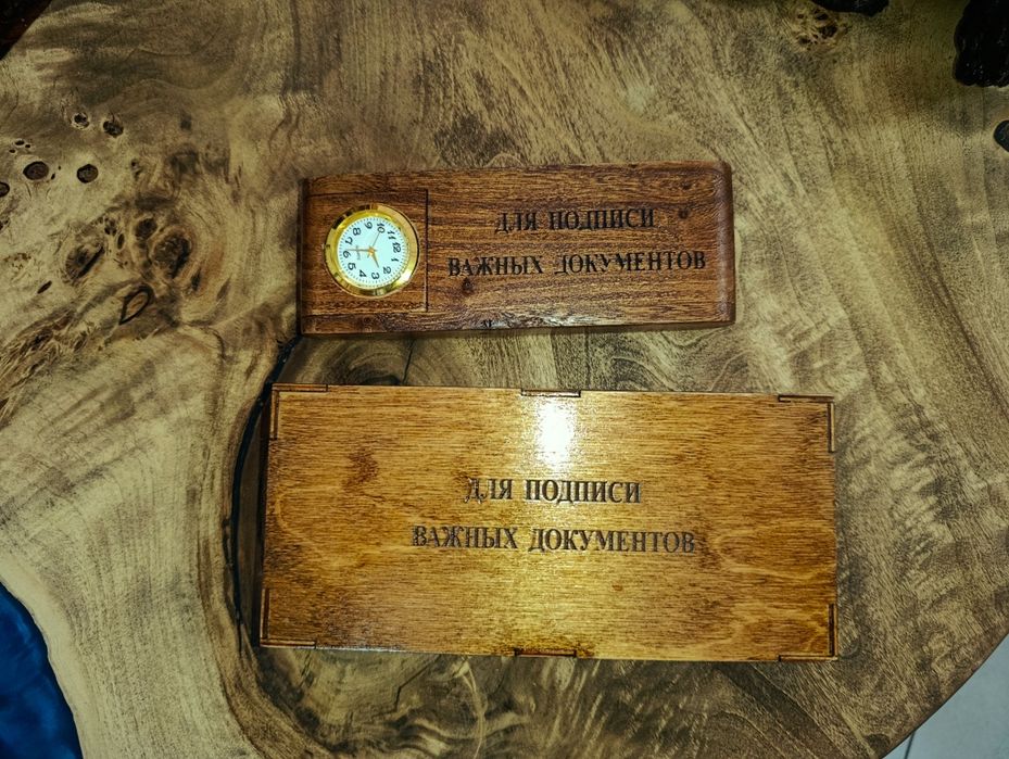 Пинал для ручек ( офисный сувенир )