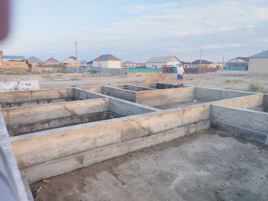 Тасбугет кентінде 12*13 толық бітпеген үй сатылады