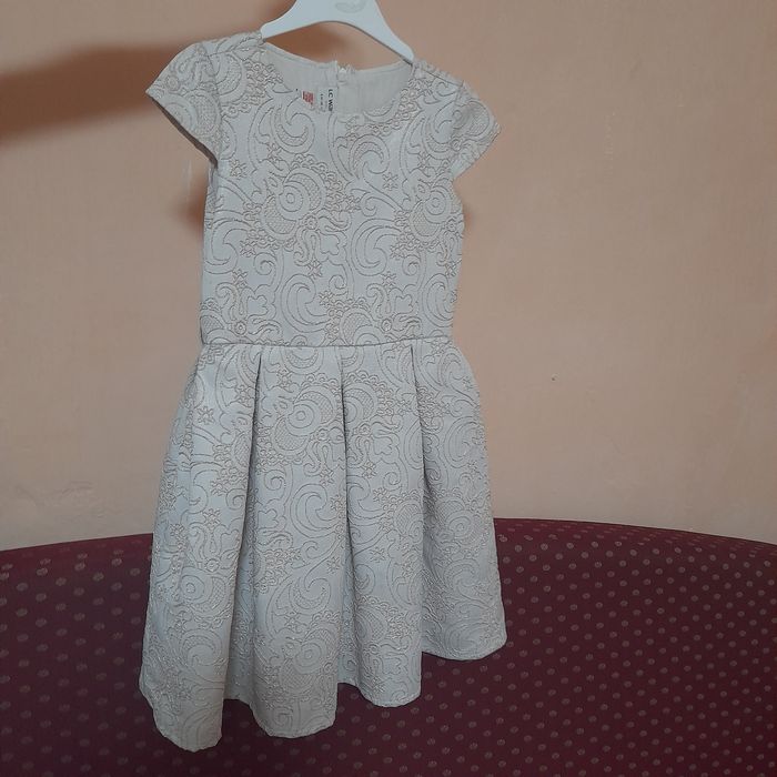 Платья нарядные 8-13 лет