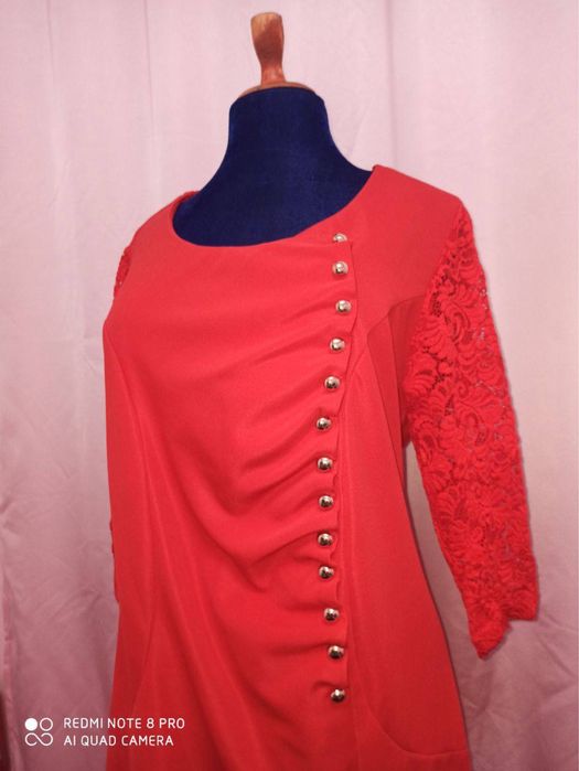 Женское платье б/у