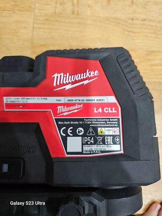 Milwaukee лазерен нивелир