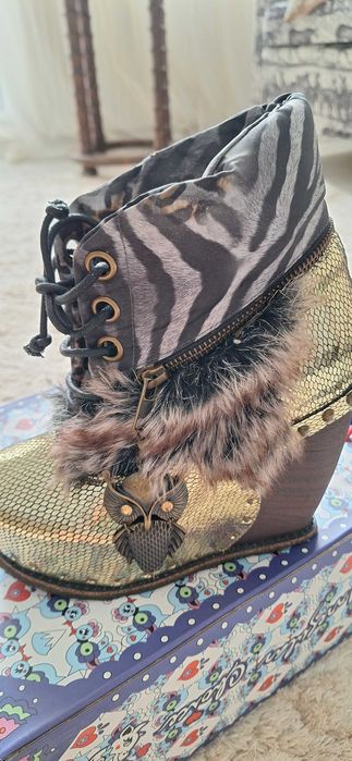 Botine deosebite Irregular Choice masura 35