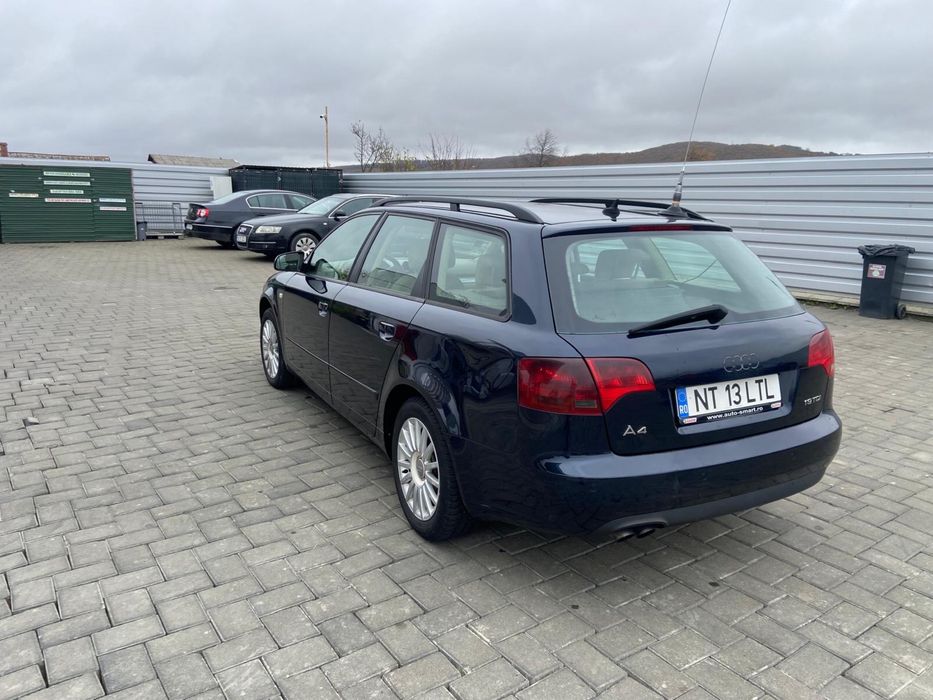 Vand Audii A4 b7 anul 2007