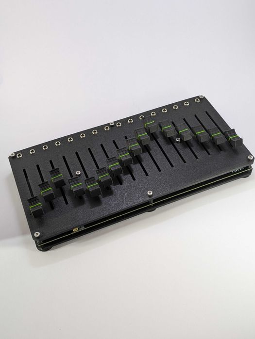 MIDI Controller / Faderbank 16x
