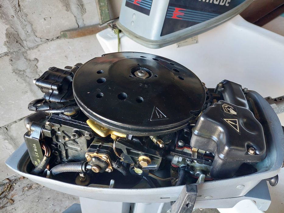 Motor barca Tohatsu 9,8 CP 4 timpi nou si Envirude 15 2T cizma scurta