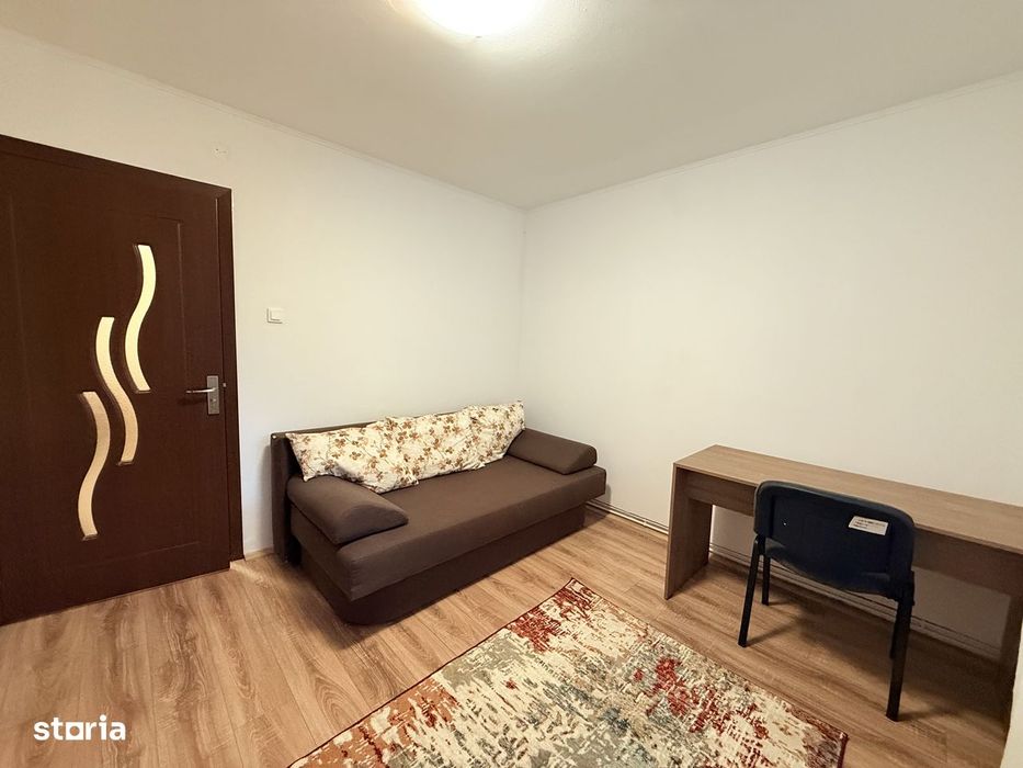 Inchiriez apartament cu 2 camere, decomandat, la doar 5 minute de UMF