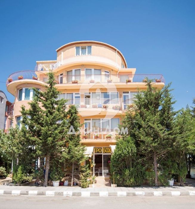 Продава се Хотел в с. Равда, Област Бургас - 450 кв.м за 1067 €/кв.м - Снимка #8