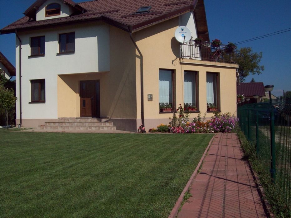 Casa de vanzare P+M Purcareni, piscina, 160m utili 5 camere