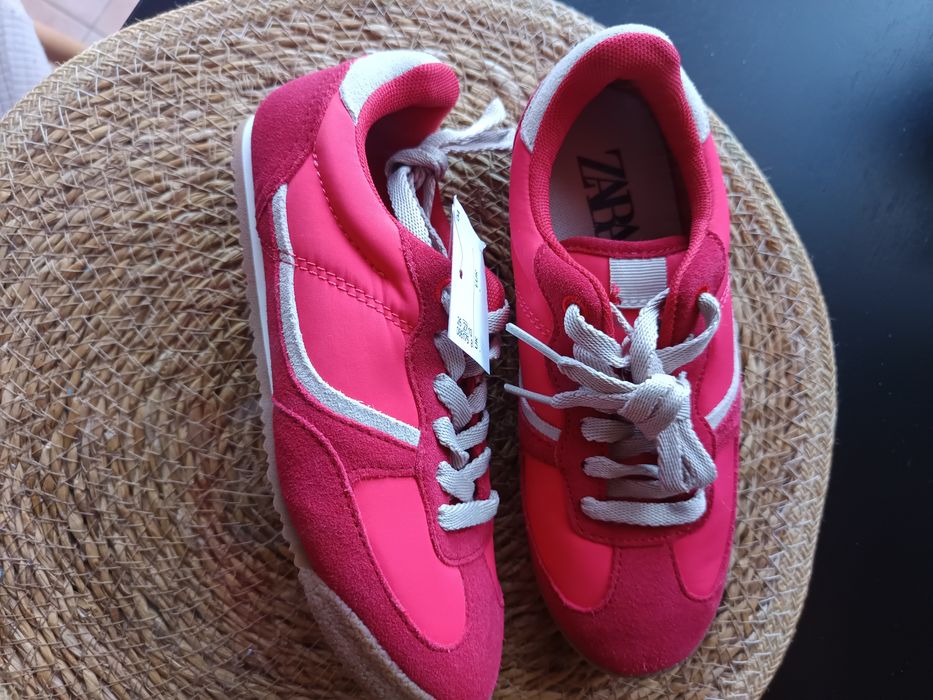 Adidași fetițe Zara