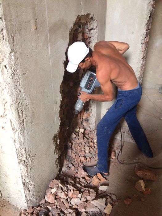 Демонтаж перегородок