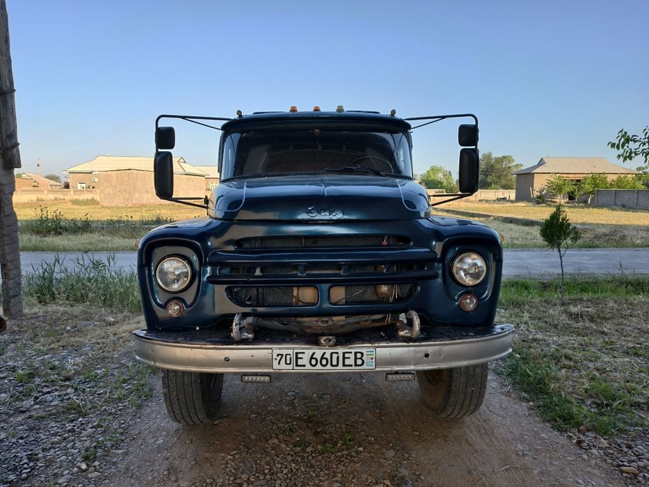 Zil 130 Vodavoz sotiladi. 1984 yil. Narxi telda kelishiladi
