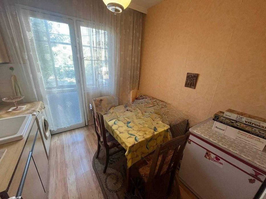 Продава се Двустаен апартамент в Пловдив, Кършияка - 60 кв.м за 807 €/кв.м - Снимка #1