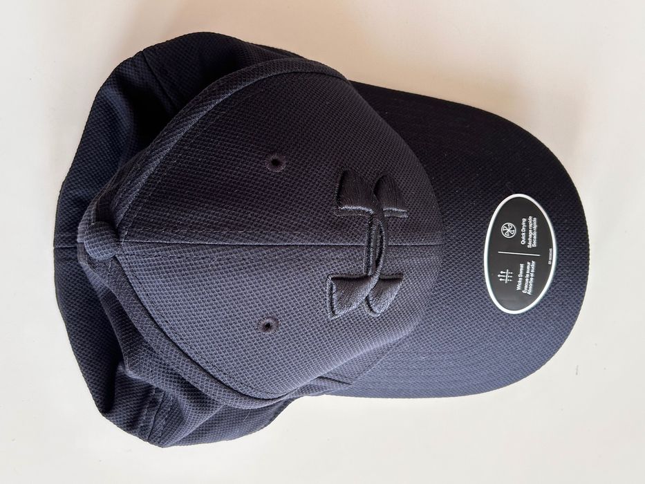 Шапки Siesel, Under Armour, Jack Wolfskin