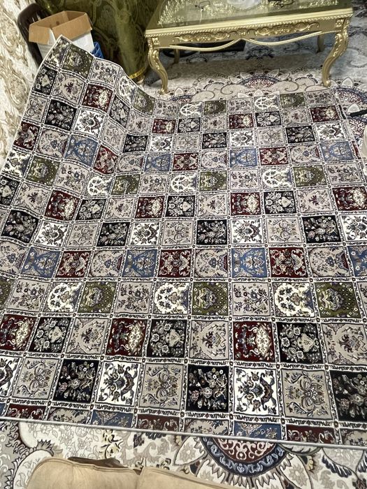 Ковёр сотилади янги ишлатилмаган