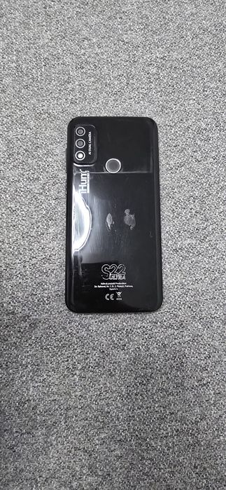 Ihunt S22 ultra in stare buna