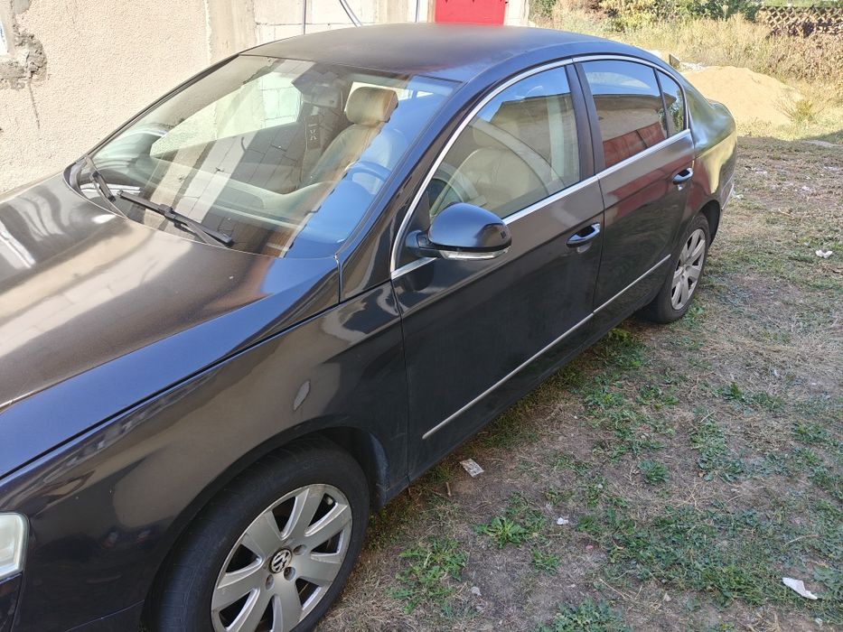 Vând Passat B6 140 CP