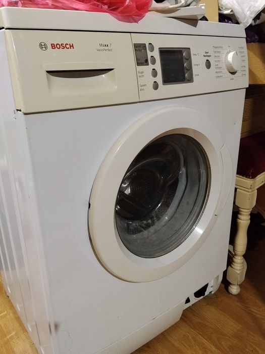 Mașina de spălat și frigider
