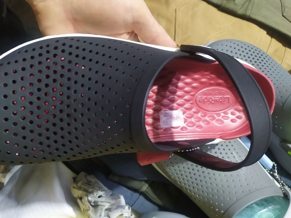 Тапочки Crocs ,  кроксы тапочки и лоферы