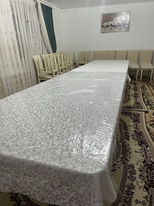 Стол 24 стульясымен, 24 чехолымен