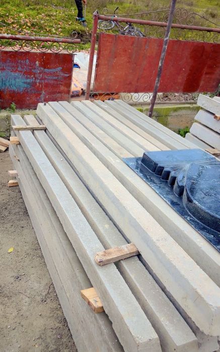 Stalpi beton /capace gard dale beton borduri