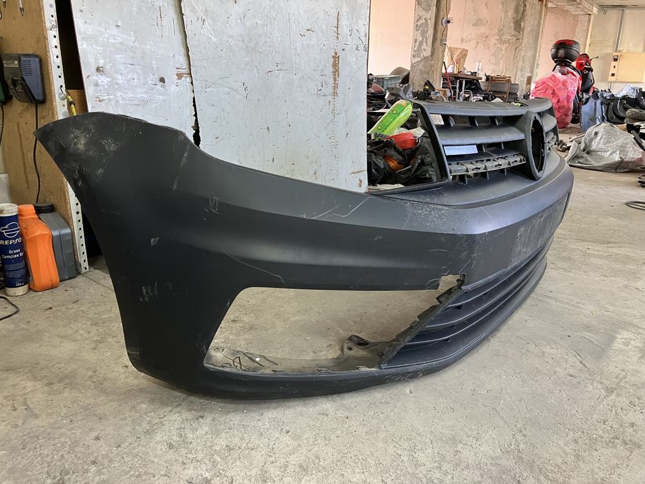 Предна броня за VW Caddy Фолксваген Кади 2015-2020г 2бр