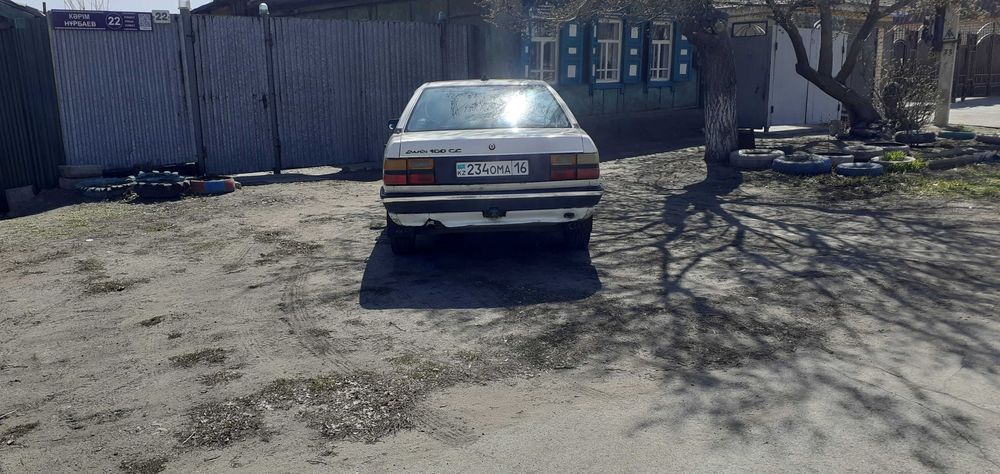 Продам Audi 100 C3