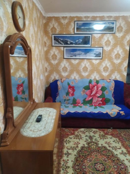 Сдам евродомик во дворе с хозяином