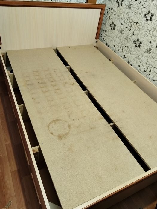 Продаю кровать 2-хспалку.