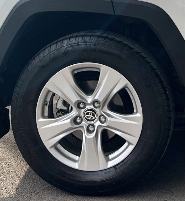 Шины на рав 4 можно с дисками