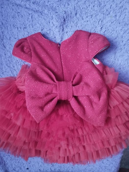 Продам детское платье до 9 месяцев