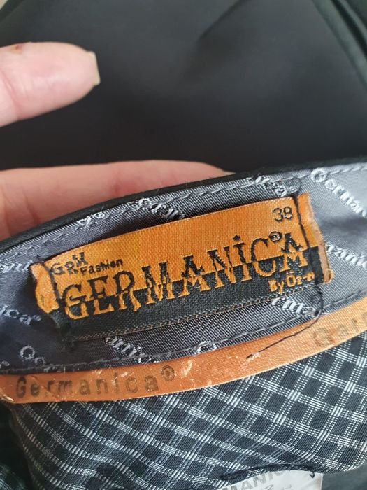 Fuste și pantaloni