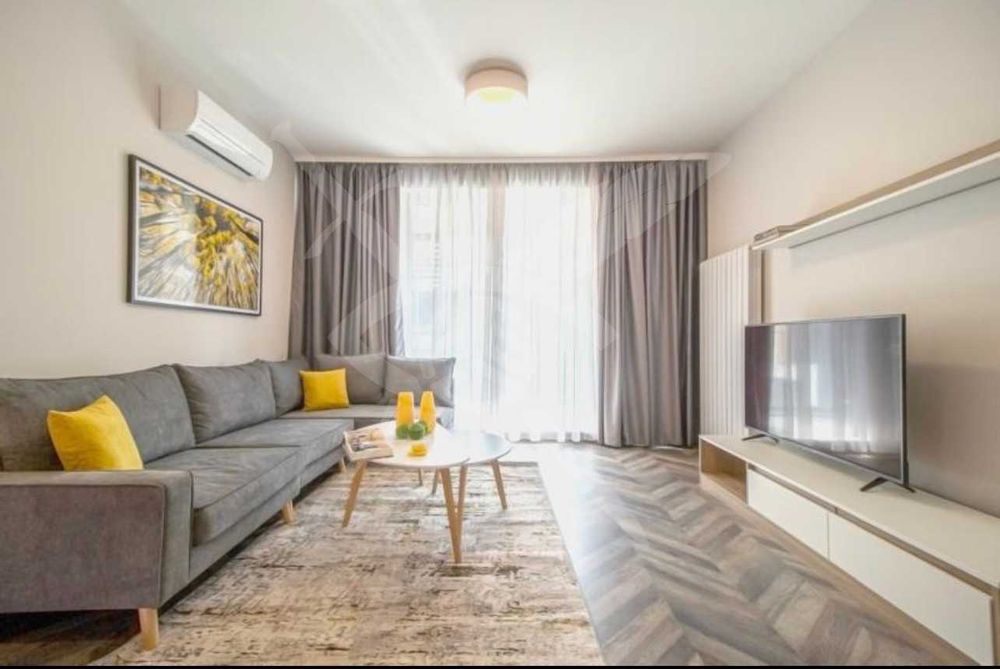 Дава се под наем Двустаен апартамент в Пловдив, Христо Смирненски - 80 кв.м за 765 € - Снимка #1